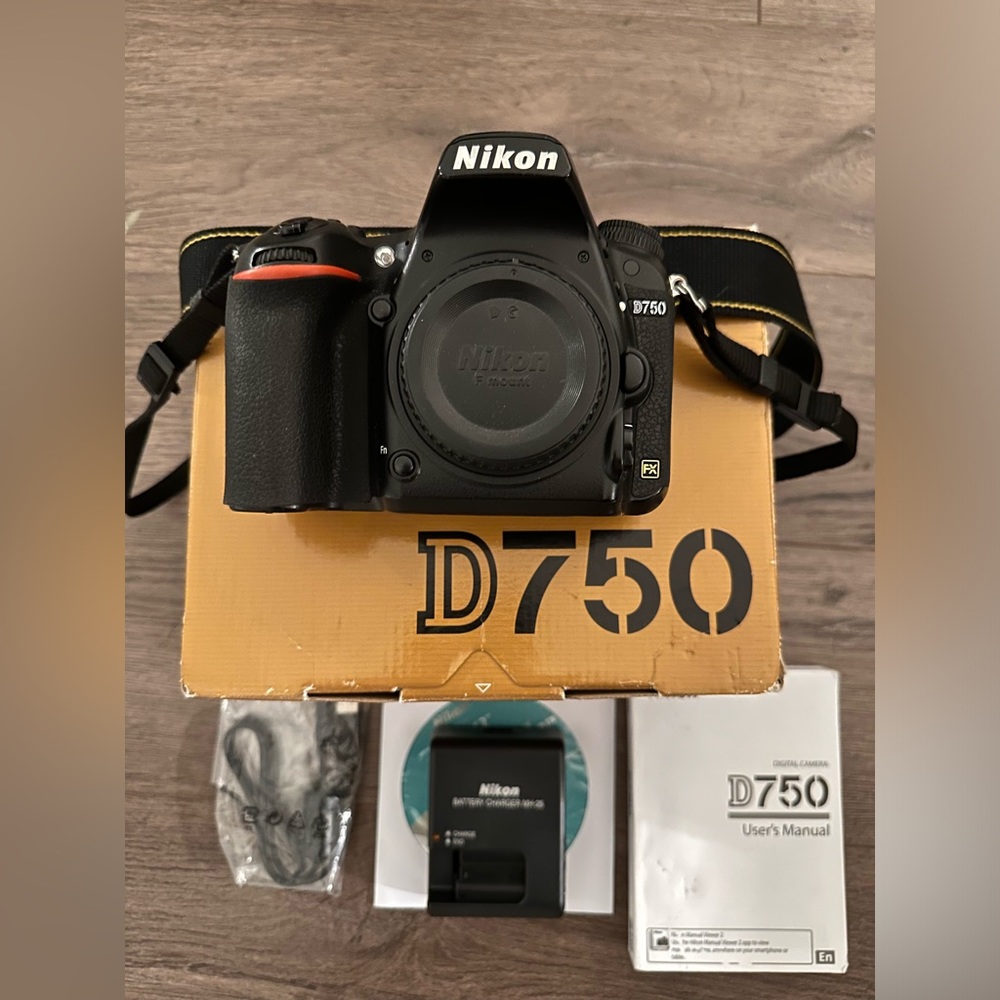 Nikon D750 DSLR